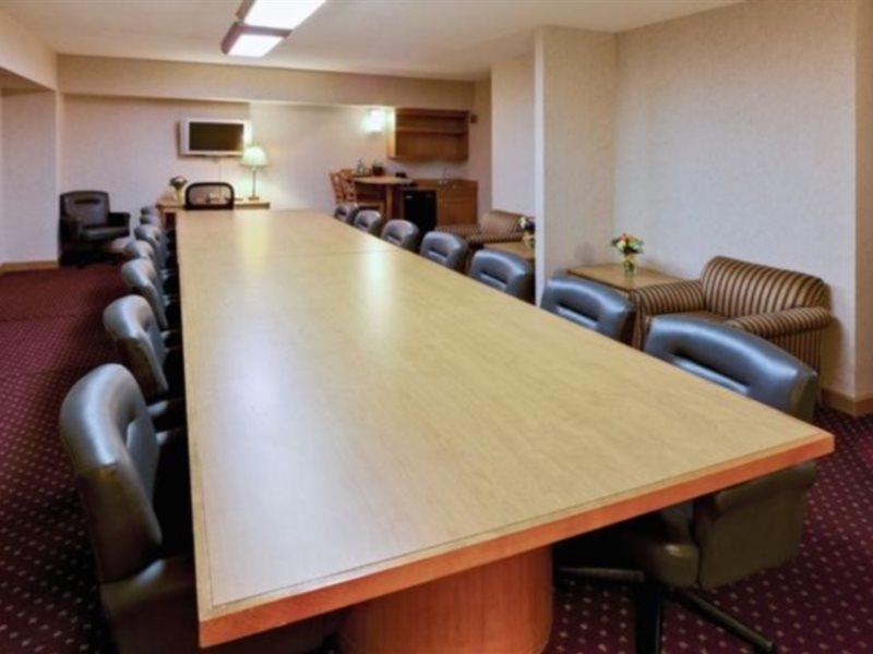 芝加哥格伦维尤万丽套房酒店 外观 照片